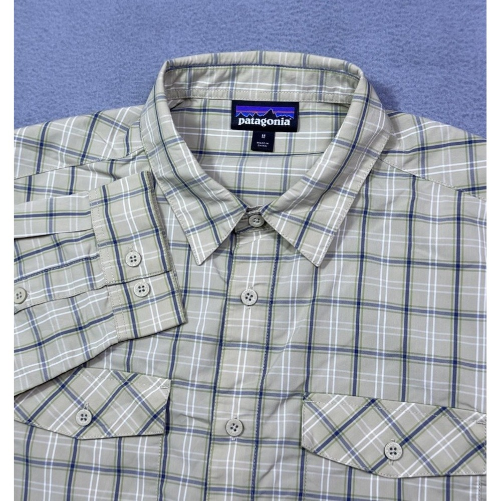 Patagonia Button Shirt Mens M Performance Fishing Outdoors Gorpcore Athleisure